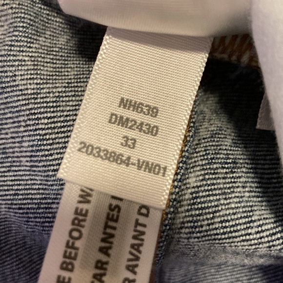 Madewell Perfect Vintage Straight Jean: InstaCozy Edition size 33 but run large - Picture 6 of 11